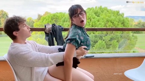 Đụ em thư ký riêng lồn to Vân Taylor
